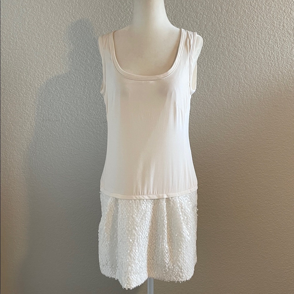 Nanette Lepore Ivory Slip Cocktail Dress 
Silk fabric with Sequins 
Small 4